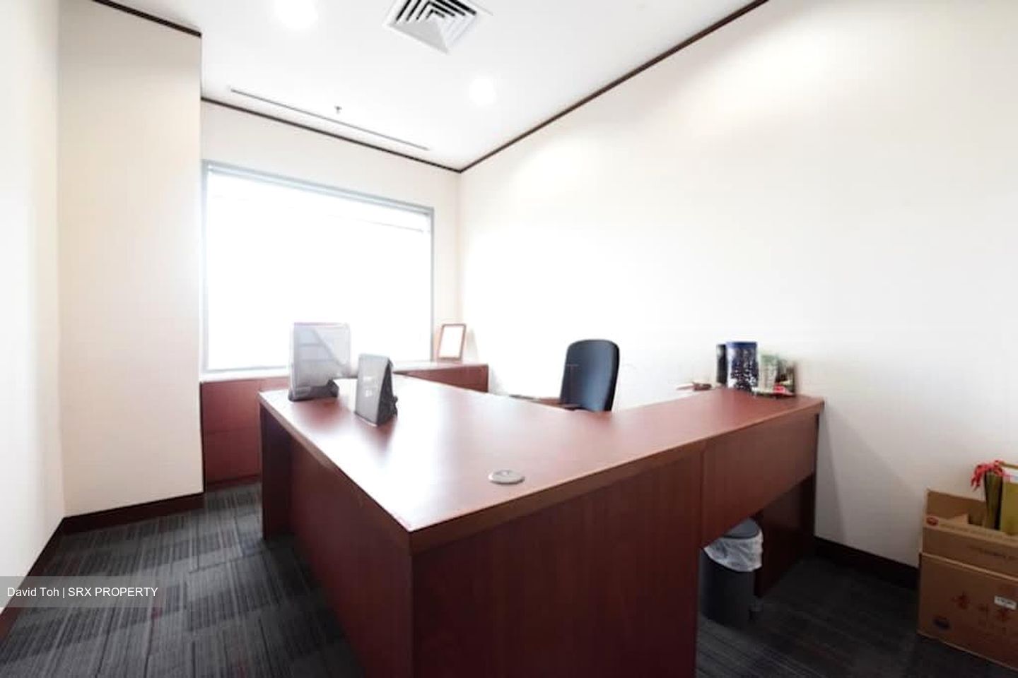 Suntec Tower Three (D1), Office #571668011
